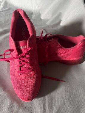 ASICS Women's Bright pink coral color Athletic Running Shoes